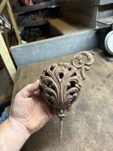 Antique old round oak parlor - oak,