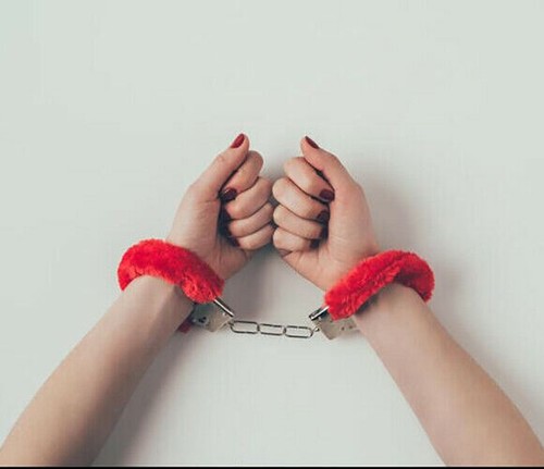 Fluffy furry handcuffs fancy - fluffy,