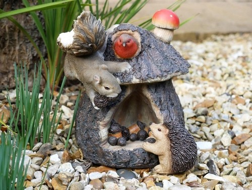Squirrel house garden ornament - squirrel,