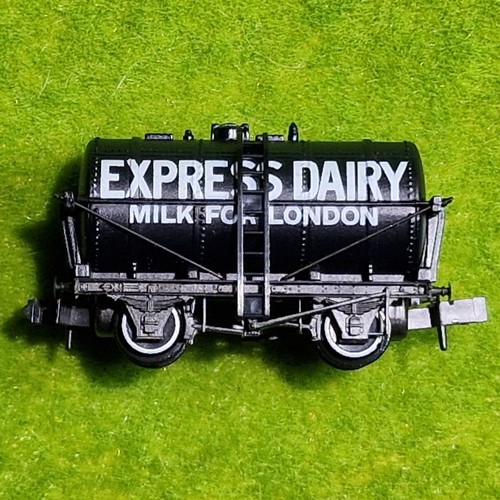 An67 gauge peco freight - n,