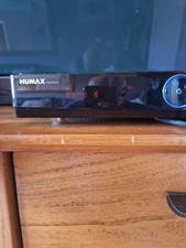 Humax HDR-FOX T2 500GB Freeview+ HD Digital TV Box Recorder. 