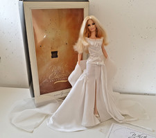 PLATINUM Label 2005 WHITE CHOCOLATE OBSESSION Barbie doll collector Signature