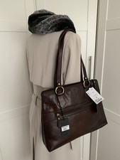 TK Maxx /‘Taurus Leather’  Twin Handle City Bag. Style MI-458A brown BNWT