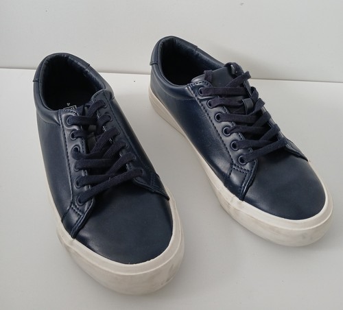 Boys next navy trainers - ,