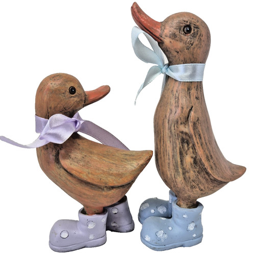 Ducks wellies ornaments - in,