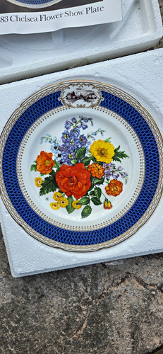 Chelsea flower show plate set - show,