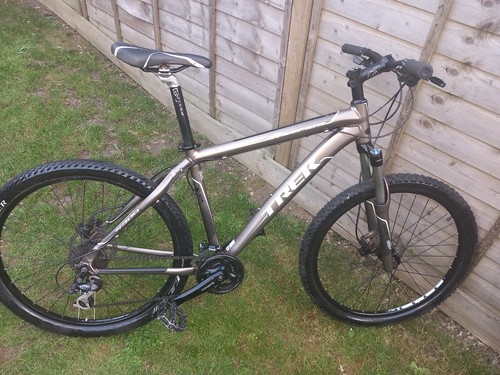 Trek 4300 mountain - trek,