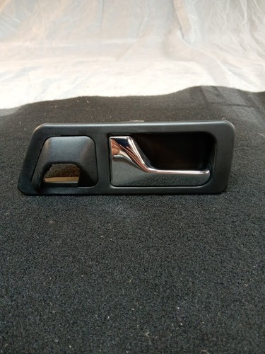 Mercedes 190e passenger - mercedes, side