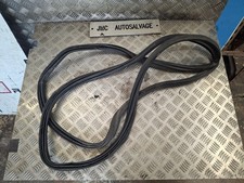VAUXHALL INSIGNIA MK1 HATCHBACK REAR TAILGATE BOOT RUBBER SEAL STRIP 2008-2016