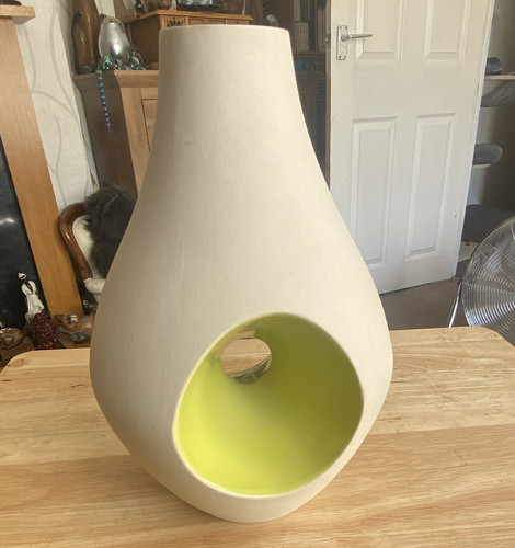 Apostrophe white ceramic - apostrophe, vase