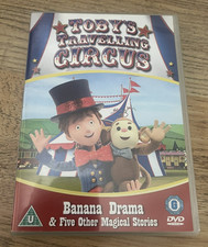 Toby travelling circus - travelling,
