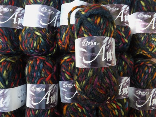 550 patons art acrylic - 550,