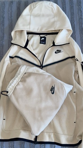 Beige sand old season nike - old,