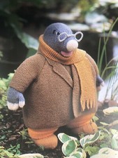 Wind In The Willows Knitting Pattern Book Mole Toad Ratty Badger Toys & Garments