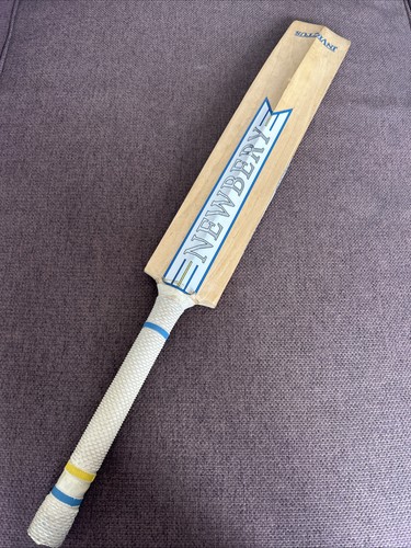 Newbery invictus player - newbery,