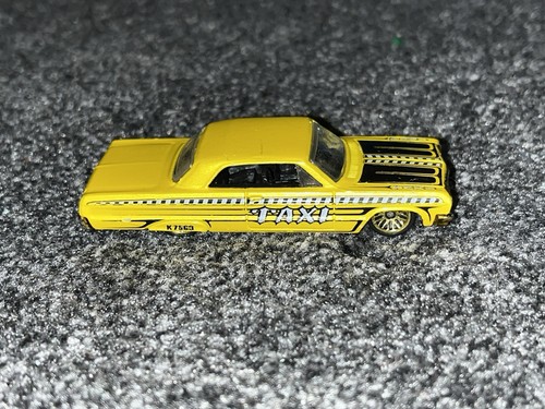 Hotwheels impala taxi 2003 - hotwheels,