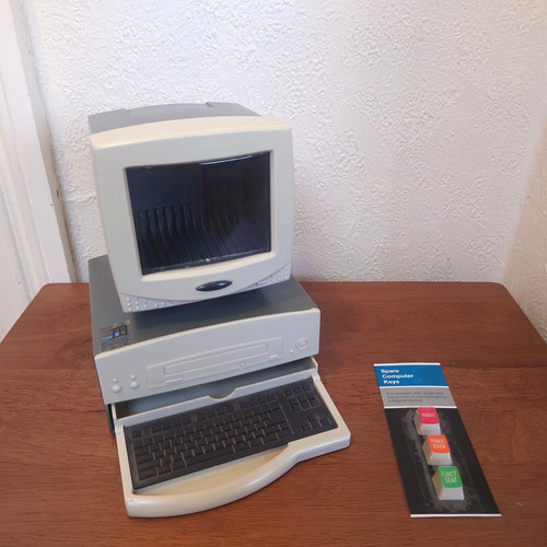 Vintage genity desk - vintage,