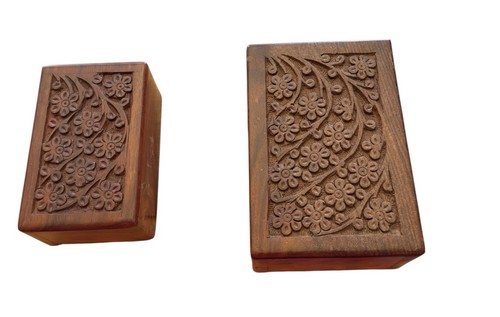 Vtg carved floral wooden - carved,