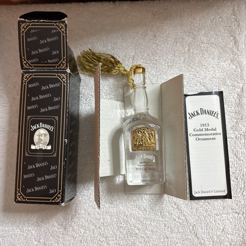 Jack daniels tennessee whiskey - jack,
