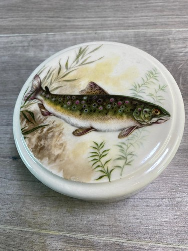 Patum peperium pot - , fish