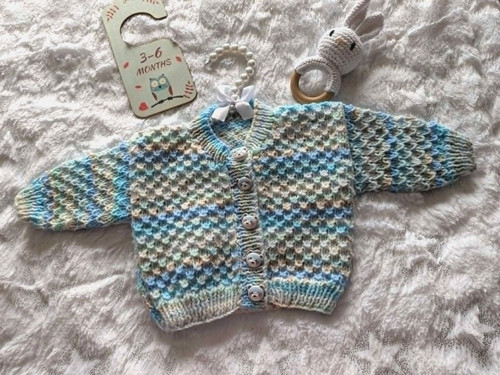 New hand knitted baby - new,
