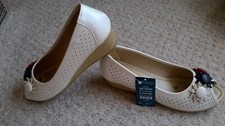 PAVERS WHITE WEDGE SHOES RRP £38 FREE POST