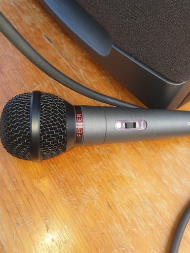 Fender vocal microphone - p-51,