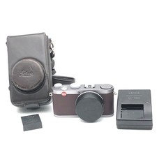 Leica X BMW X1 12.2MP Digital