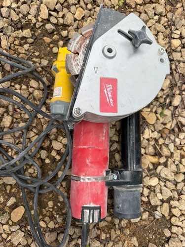 Milwaukee wce30 110v - 110v, wall
