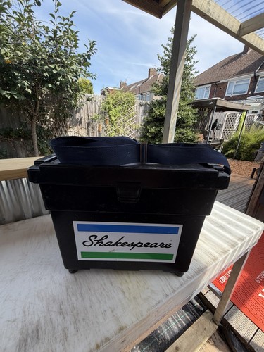 Shakespeare fishing seat box - shakespeare,