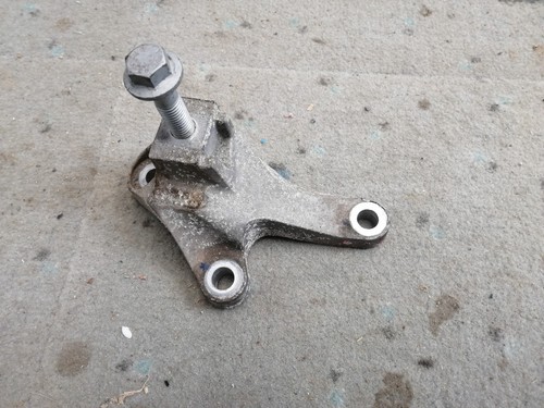 Ford focus gearbox - mount, top