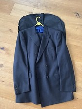 THE LABEL Men’s Dark Grey Suit