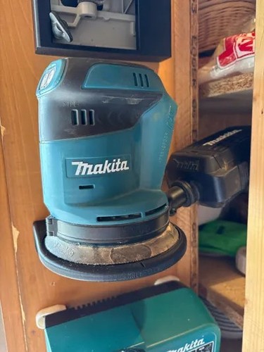 Makita dbo180 18v wall - 18v,
