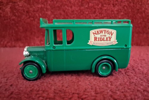 Lledo model ford van - lledo, a