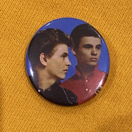 Everly brothers 25mm pin - everly,
