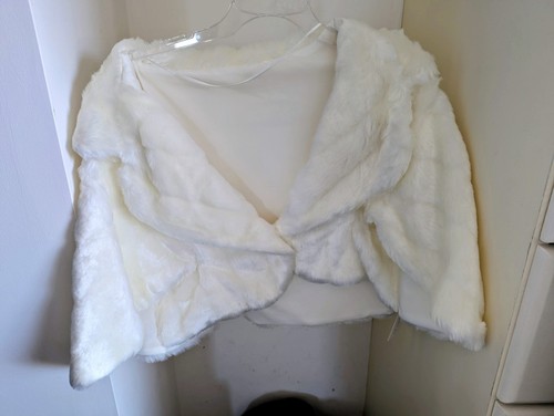 Women ivory faux fur - women's,
