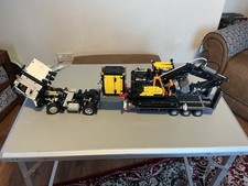 LEGO TECHNIC: Volvo Fmx Truck & Ec230 Electric Excavator (42175)