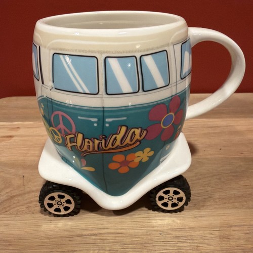 Volkswagen bus hippie van - volkswagen,