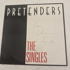 PRETENDERS The Singles Signed Autogtaph LP signed by Chrissie Hynde 