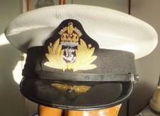 A CIIIR Royal Navy Officers Visor Cap (58cm)