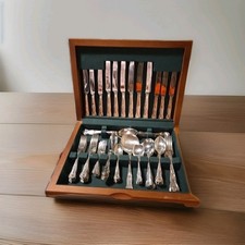 SLACK & BARLOW KINGS PATTERN CANTEEN 75  PIECE CUTLERY  SPOONS KNIFES FORKS ETC.