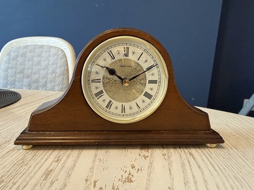 London clock walnut wood - london,
