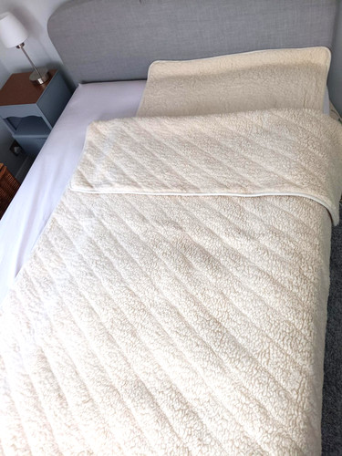 Wool mattress cover quilt - quilt, /