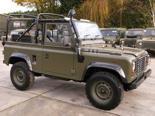 Land rover defender - land,