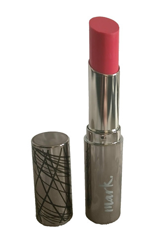 Avon mark pout - pout, velvet
