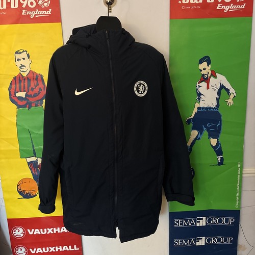 Chelsea football bench - chelsea,