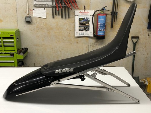 Ktm lc4 640 - 640, seat
