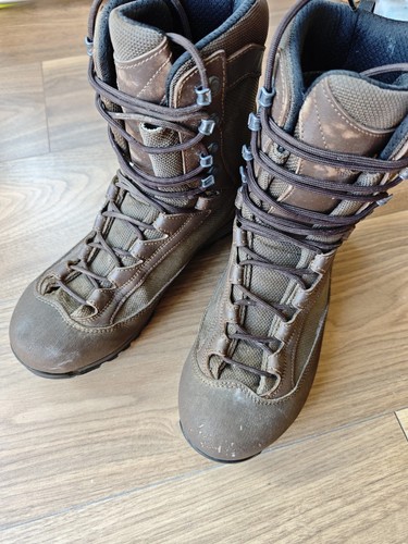 British army aku pilgrim gtx - army,