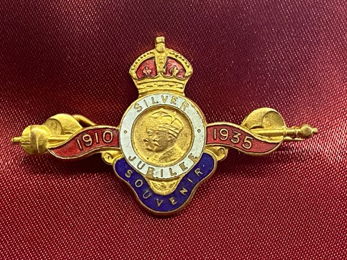 Lovely gilt enamel - enamel, george
