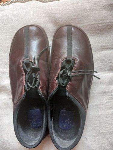 Clarks springers shoe - size, 4